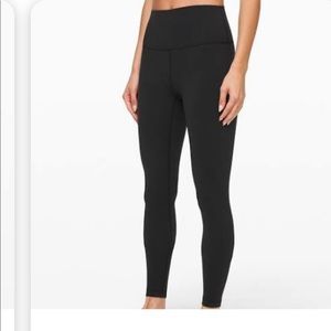 Wunder Under High-Rise Tight 28" 
Full-On Luon